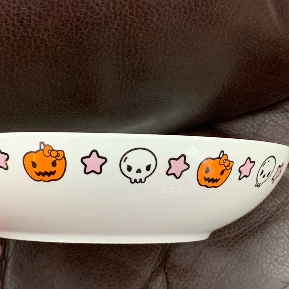 Hello Kitty Witch on Broom 46oz Ceramic Halloween Bowl - Stars Pumpkin Skull - Picture 3 of 9